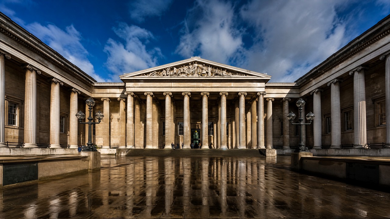 The British Museum, founded in 1753, is one of the largest and most famous museums in the world. Its collection spans two million years of human history and includes rare treasures such as the Rosetta Stone and the Parthenon sculptures. Permanent exhibitions are free to visit, making it a cultural must-see for anyone visiting London.